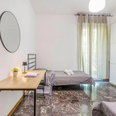 Famileisure Near Policlinico & דירה מודנה