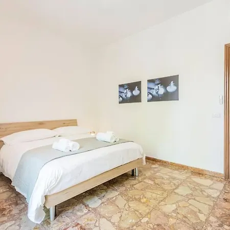 Famileisure Near Policlinico &